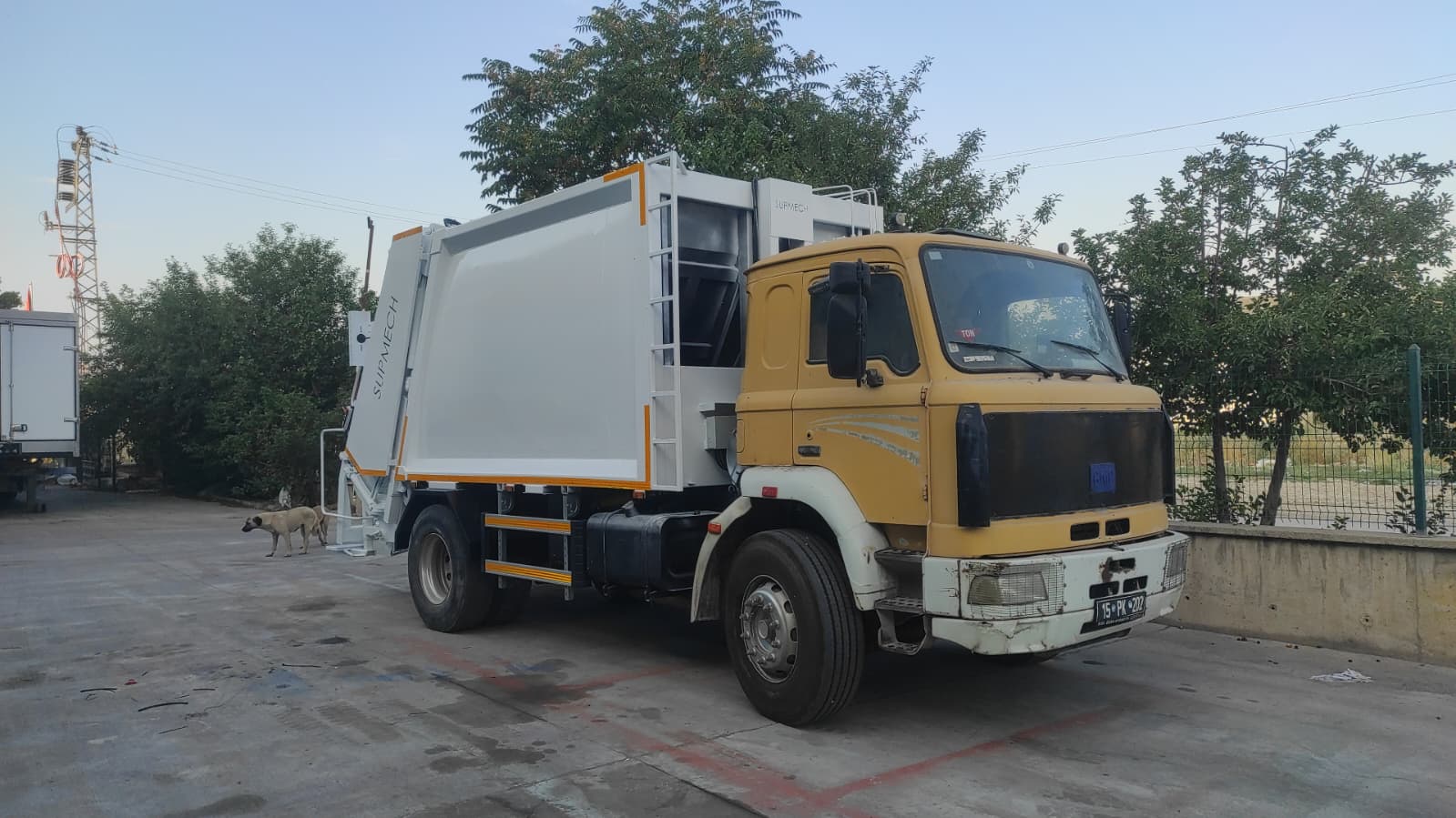 Hidrolik sıkıştırmalı çöp kamyonları - Görsel 11