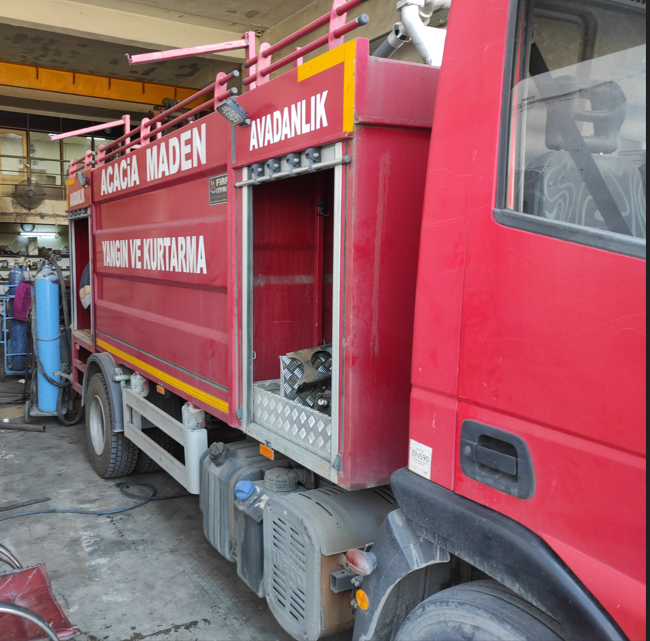 İtfaiye Makinası