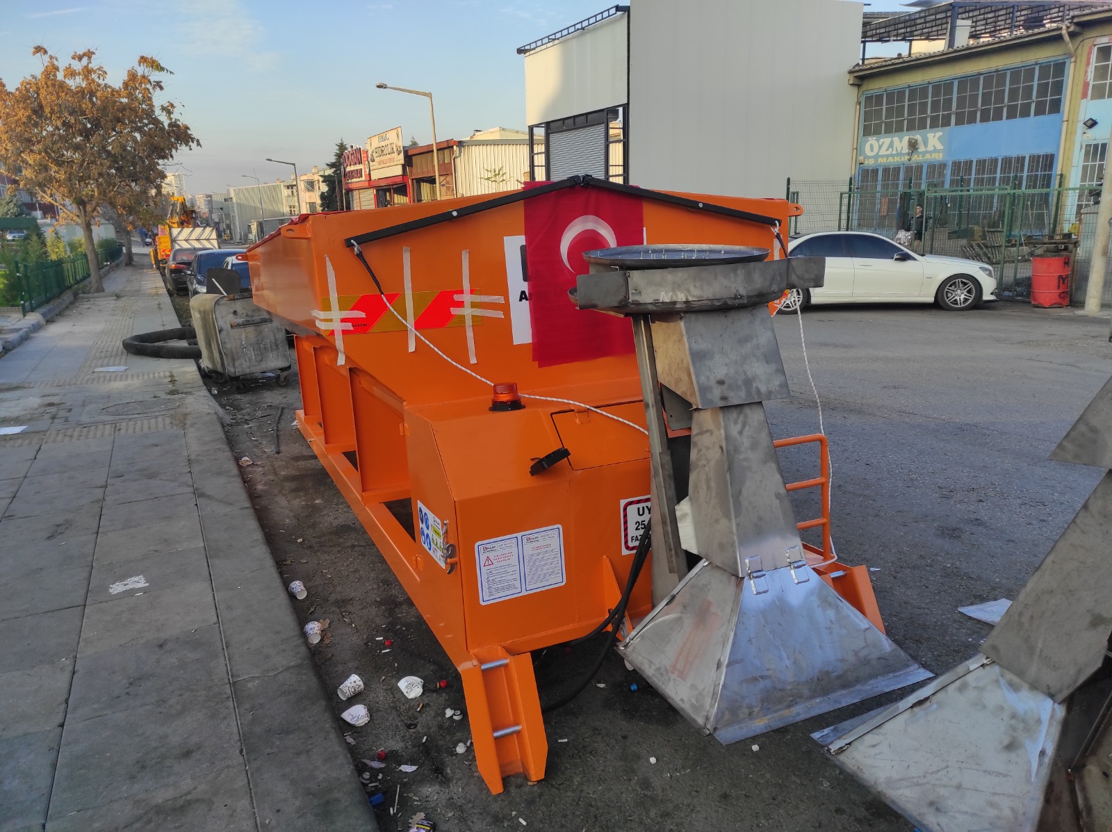 Kamyon Arkası Tuz Serici Makinası - Görsel 3